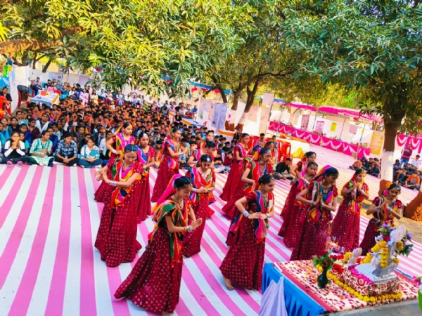 આંકોલવાડી ખાતે જિલ્લા પંચાયત પ્રમુખ આંકોલવાડી ખાતે જિલ્લા પંચાયત પ્રમુખ