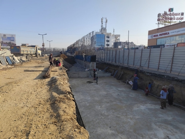 નાગલપુર ખાતે વ્હીકલ અન્ડરપાસનું કામ ઝડપથી આગળ – યાતાયાત થશે વધુ સુગમ