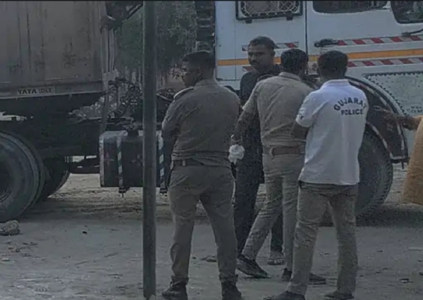 સાંતલપુરમાં પીપરાળા ચેકપોસ્ટ પર વિદેશી દારૂનો મોટો જથ્થો ઝડપાયો સાંતલપુરમાં પીપરાળા ચેકપોસ્ટ પર વિદેશી દારૂનો મોટો જથ્થો ઝડપાયો