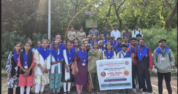સરકારી વિનયન કોલેજ તિલકવાડાના NSS યુનિટ દ્વારા સાત દિવસીય વાર્ષિક શિબિર સરકારી વિનયન કોલેજ તિલકવાડાના NSS યુનિટ દ્વારા સાત દિવસીય વાર્ષિક શિબિર
