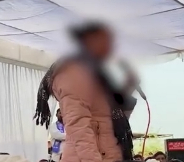 વડાગામની જી.આર.ડી.માં ફરજ બજાવતી યુવતીનો ન્યાય માટે આક્રંદ