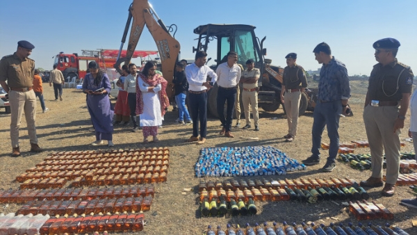 દારૂના જથ્થાનો નાશ