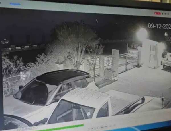 પાટણ નગરપાલિકાની સરકારી બોલેરો ગાડી ગાયબ પાટણ નગરપાલિકાની સરકારી બોલેરો ગાડી ગાયબ