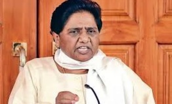 Yogi governments budget is to please the middle class Mayawati