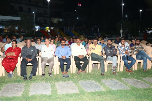 A grand folk dance was organized by the Navrang Sanstha.