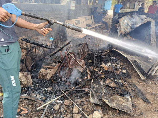 A fire broke out in a cabin at the SSC ground in Porbandar.