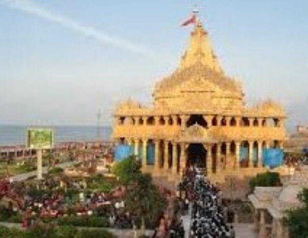 Mahashivratri festival begins with Mahapuja at 4 am in Somnath