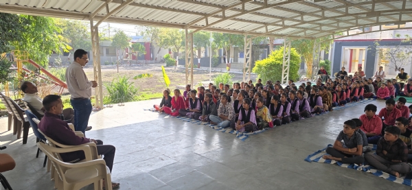 A psychological guidance seminar was held for board students at Balej.