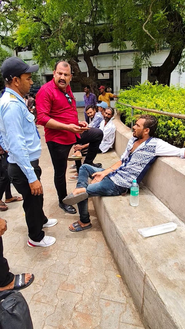 પોરબંદર ની સરકારી હોસ્પિટલ બની અસમાજિકતત્વો નો અડ્ડો