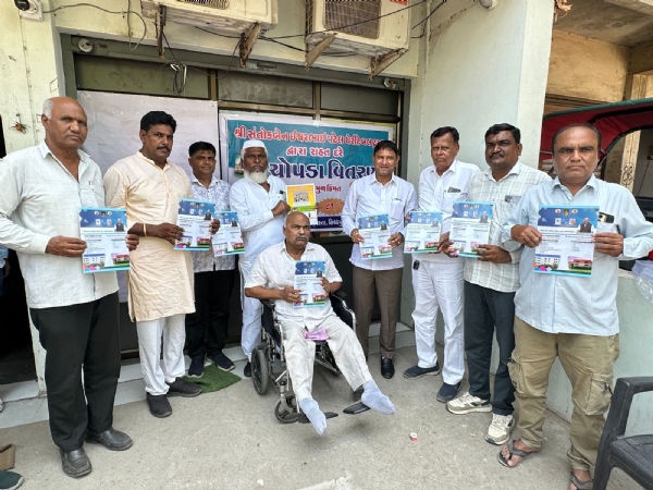 સિદ્ધપુરમાં વિદ્યાર્થીઓ માટે રાહત દરે ચોપડાનું વિતરણ શરૂ કરાયું