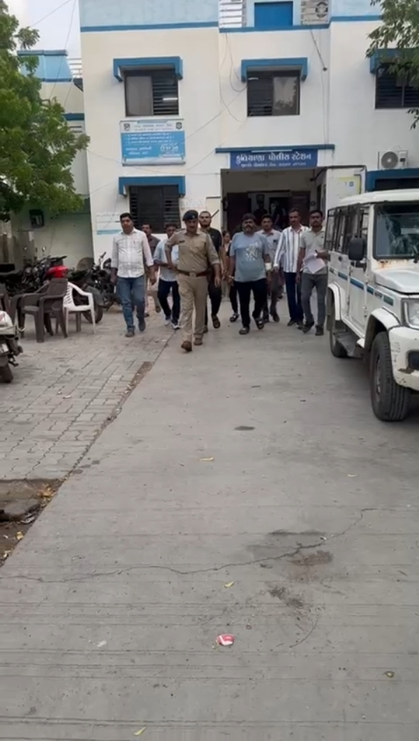 કુતિયાણામાં થયેલ મારામારીના આરોપી ઝડપાયા.