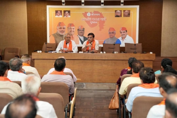 પોરબંદરના વિજય થાનકીને ભાવનગર ધરાસભા સીટની જવાબદારી સોંપાઈ.
