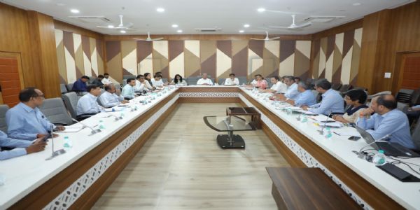 વર્ષ 2030 સુધીમાં સુરત શહેરની વીજ માંગ 5200 મેગાવોટ થવાની સંભાવના