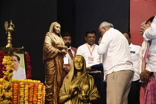 અમદાવાદના વસ્ત્રાલ ખાતે લાઈટ એન્ડ સાઉન્ડ મલ્ટી મીડિયા શો