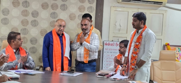 પોરબંદર જિલ્લા ભાજપ પ્રભારીએ અમદાવાદની શક્તિકેન્દ્ર સંયોજકોની પરિચય બેઠકમાં હાજરી આપી
