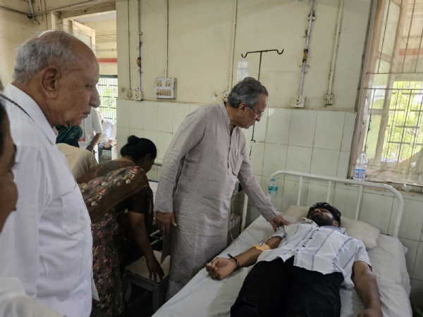 ઇજાગ્રસ્તોની મુલાકાતે રાજકીય મહાનુભાવો
