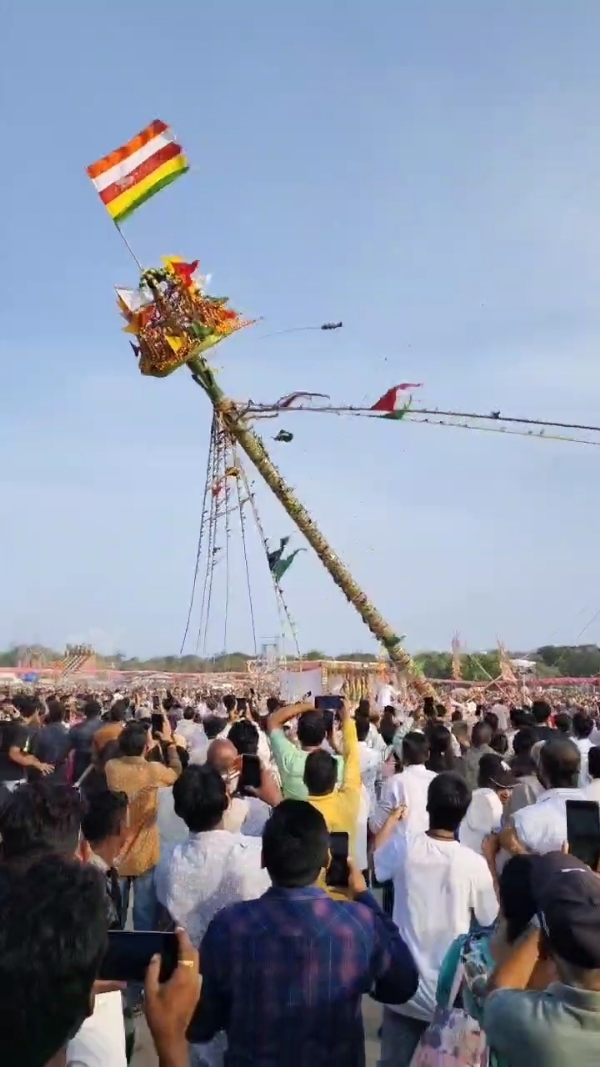 રામદેવપીરના મંડપ મહોત્સવમાં  50 ફુટ ઉંચો મંડપ ધરાશાઇ થતા એકનુ મોત: 15 લોકો ઇજાગ્રસ્ત