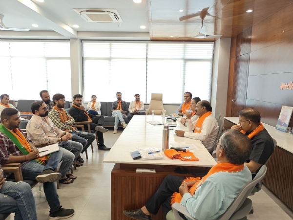 પોરબંદર બીજેપી દ્વારા શક્તિકેન્દ્રના સંયોજકોની બેઠક યોજાઈ.