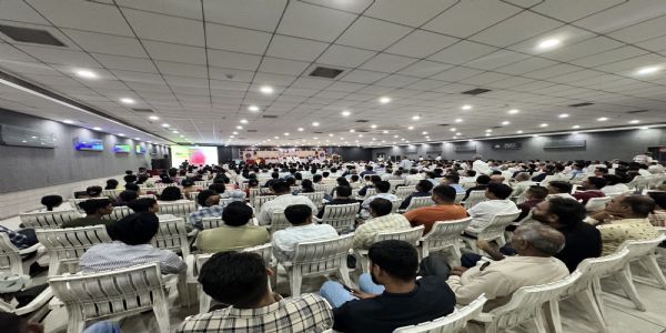 પોરબંદરમાં વ્યવસાયિક પ્રબુદ્ધ નાગરિક સંમેલનનું આયોજન સફળતાપૂર્વક સંપન્ન
