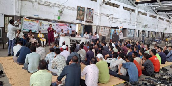 પાલનપુર એસટી વર્કશોપ ખાતે“બાળમજૂરી – વિનાશ તરફનો રસ્તો” થીમ હેઠળ બાળમજૂરી નિવારણ દિવસની ઉજવણી કરાઈ