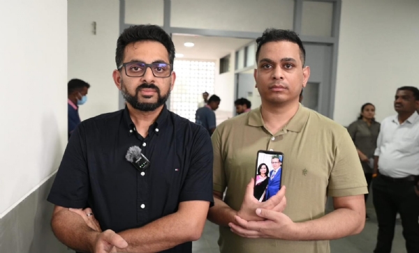 અશોકભાઈ અને શોભનાબેન પટેલ