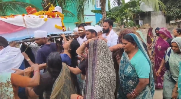 દીવડેથ બોડી પહોંચી