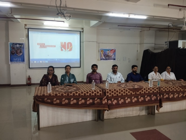 પોરબંદર ખાતે વિશ્વ તમાકુ નિષેધ દિનની ઉજવણી કરાઈ.