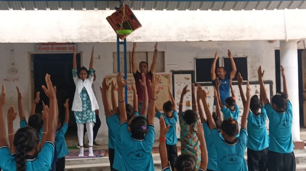 ફટાણા ખાતે આંતરરાષ્ટ્રીય યોગ દિવસની ઉજવણી કરાઈ.