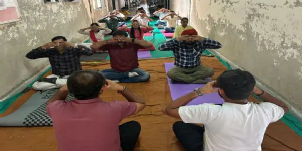 હારીજ કૉલેજમાં, યોગ દિવસની ઉત્સાહભેર ઉજવણી