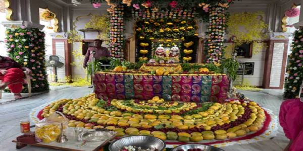 પાટણમાં શ્રી જગન્નાથજીને, 1143 કિલો ફળોનો મનોરથ ધરાવાયો