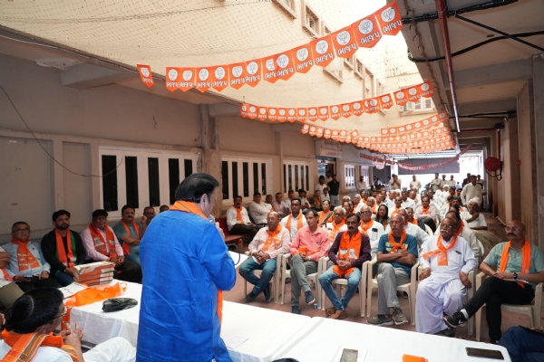 સિદ્ધપુર ખાતે વિકસિત ભારત સંકલ્પ સભામાં કેબિનેટ મંત્રી બલવંતસિહ રાજપૂત ઉપસ્થિત રહ્યા