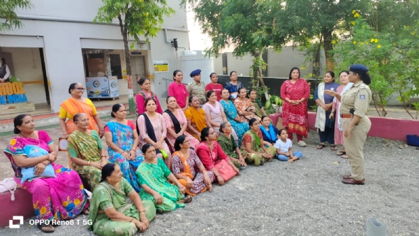 બોખીરા ખાતે કાયદા જાગૃતિ અભિયાન યોજાયું