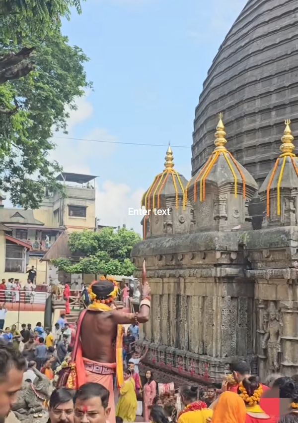 કામાખ્યા ધામમેળો ખાતે ચાલી રહેલા અંબુબાસી