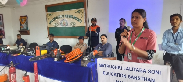 Fire safety seminar held at Modasa in Aravalli