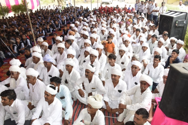 વિધાનસભાના અધ્યક્ષ શંકરભાઈ ચૌધરી