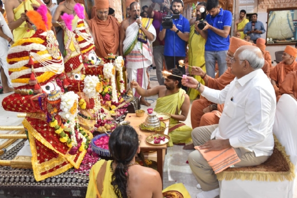 મેમનગર SGVP ગુરુકુળ મેમનગર SGVP ગુરુકુળ