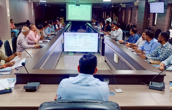 પ્રિ- મોન્સૂન કામગીરીની સર્વગ્રાહી સમીક્ષા