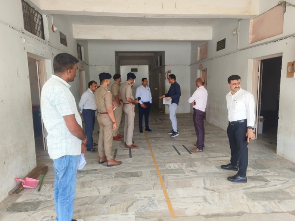 સ્ટ્રોંગ રૂમની સુરક્ષા વ્યવસ્થા,
