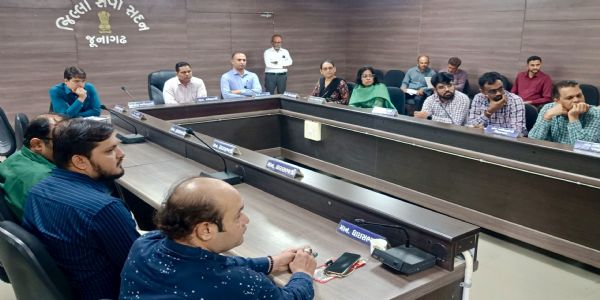 જૂનાગઢ જિલ્લામાં મોહરમના તહેવાર સંદર્ભે કલેક્ટર અનિલકુમાર રાણાવાસિયાના અધ્યક્ષ સ્થાને બેઠક યોજાઈ .