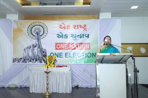 OneNationOneElection વિષય વિશે જાગૃતતા આવે માટે મારા ભાવનગર 104 પૂર્વ વિધાનસભા ક્ષેત્ર માં પ્રબુદ્ધ નાગરિક સંમેલન યોજવા માં આવ્યું..
