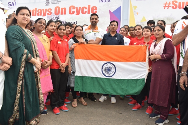 ગાંધીનગર ખાતે સાયકલ રેલી યોજાઈ