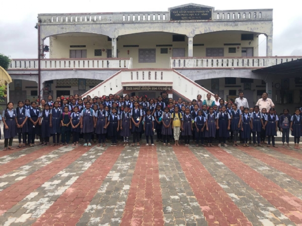 મહેસાણા ની જગુદણ પ્રાથમિક શાળા