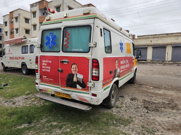 પોરબંદરમાં બોખીરા આવાસ ખાતે સર્વરોગ નિદાન કેમ્પ યોજાયો.