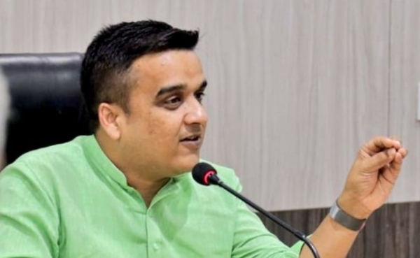 કચ્છ આવેલા હર્ષ સંઘવીની ફાઇલ તસવીર