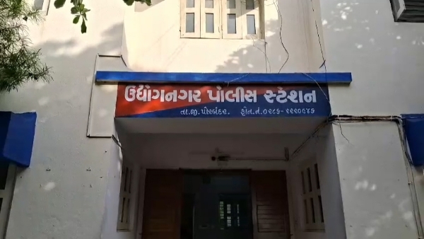 પોરબંદરમક 3 શખ્સોએ સગીર વયની દીકરી સાથે કર્યો ગેંગરેપ.