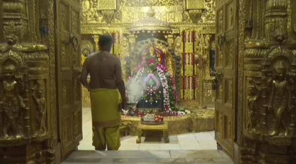 સોમનાથ વિશેષ શૃંગાર સાથે