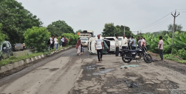 હરિપુરા નજીક ફોર વ્હિલ પલ્ટી મારતા ભરૂચની બે યુવતીઓના ઘટના સ્થળે મૃત્યુ