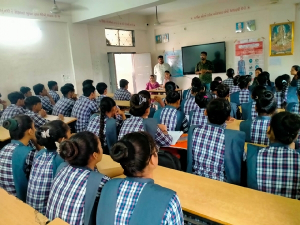 સ્કૂલ કાર્યક્રમ