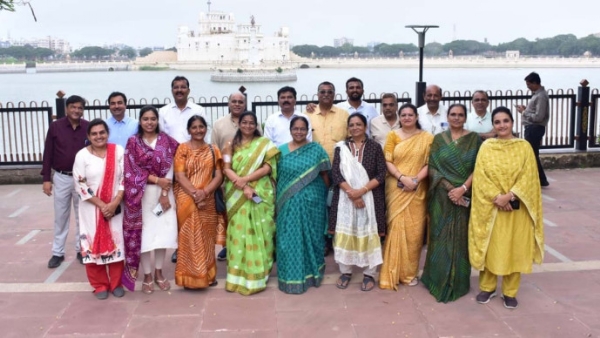 સ્થાપના