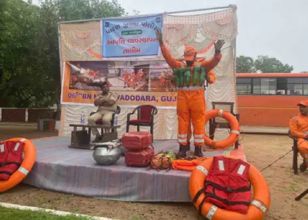 પાટણમાં NDRF દ્વારા આપત્તિ વ્યવસ્થાપન તાલીમ અને વૃક્ષારોપણ